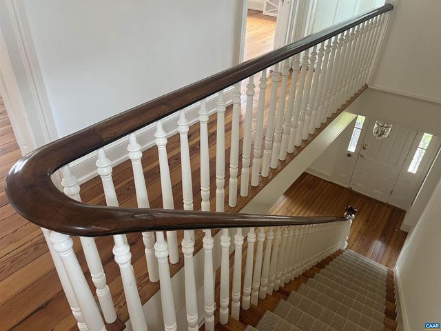 17 N WASHINGTON ST, Staunton, VA 24401