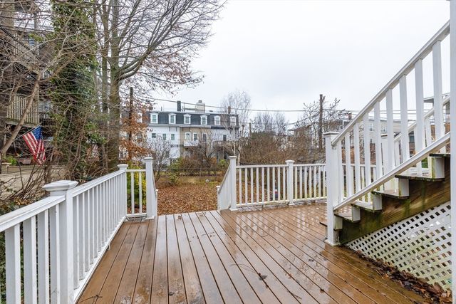178 L Street 3, Boston, MA 02127