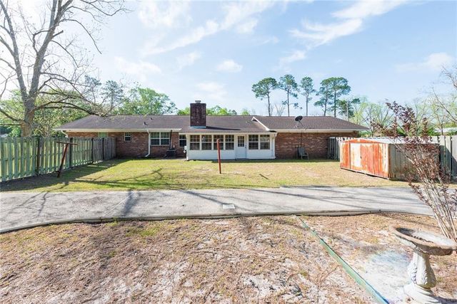 4582 St Johns Church Road, Blackshear, GA 31516