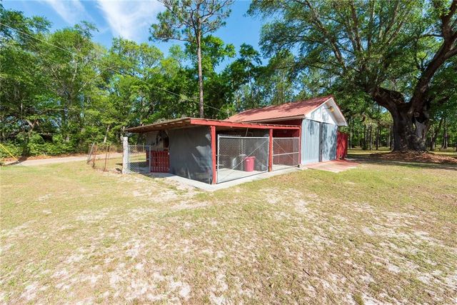 4582 St Johns Church Road, Blackshear, GA 31516