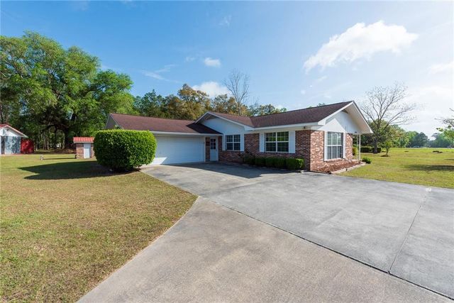 4582 St Johns Church Road, Blackshear, GA 31516