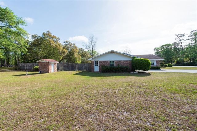 4582 St Johns Church Road, Blackshear, GA 31516