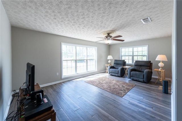 4582 St Johns Church Road, Blackshear, GA 31516