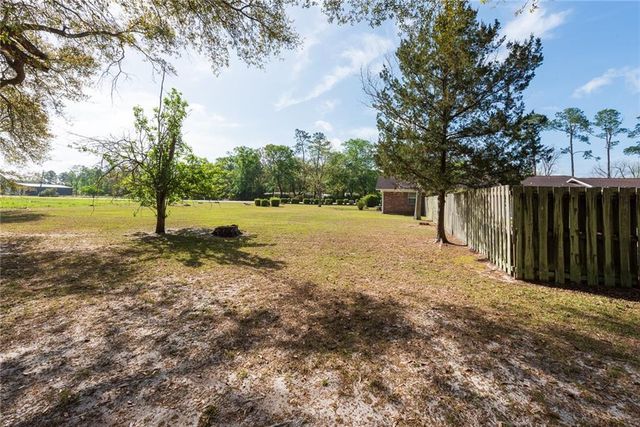 4582 St Johns Church Road, Blackshear, GA 31516