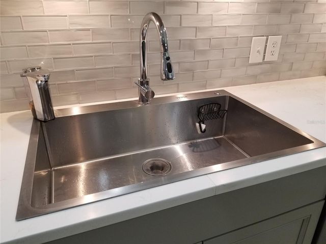 1720 FOSSIL DRIVE, Englewood, FL 34223