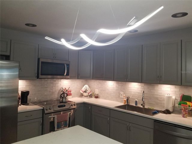 1720 FOSSIL DRIVE, Englewood, FL 34223