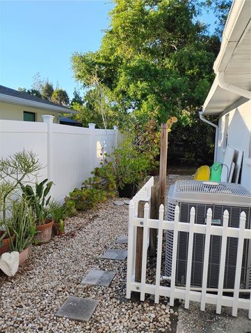 1720 FOSSIL DRIVE, Englewood, FL 34223