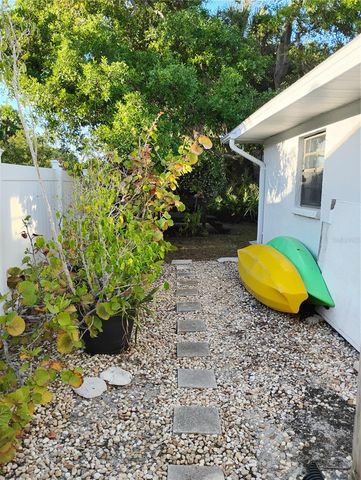 1720 FOSSIL DRIVE, Englewood, FL 34223