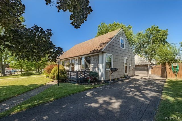 3034 Walbridge Drive, Hamburg, NY 14075