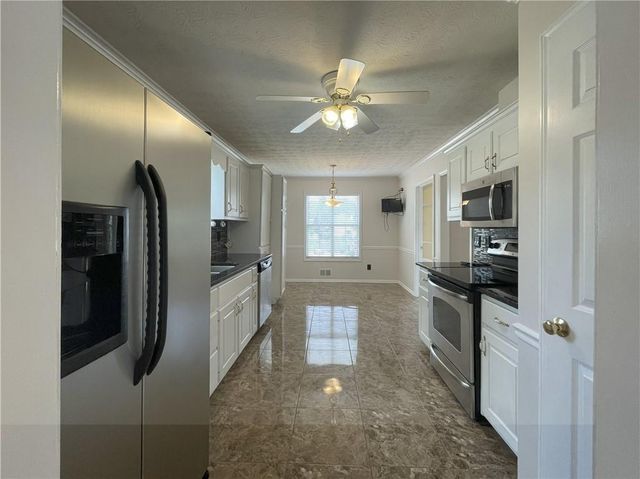 2204 Brandon Lane SW, Conyers, GA 30094