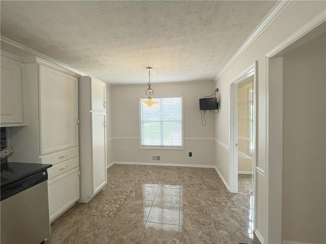 2204 Brandon Lane SW, Conyers, GA 30094