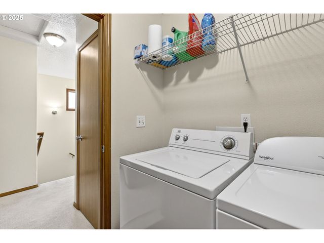 17829 BALKEN Ave, Sandy, OR 97055