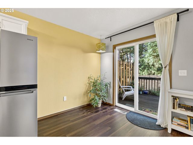 17829 BALKEN Ave, Sandy, OR 97055