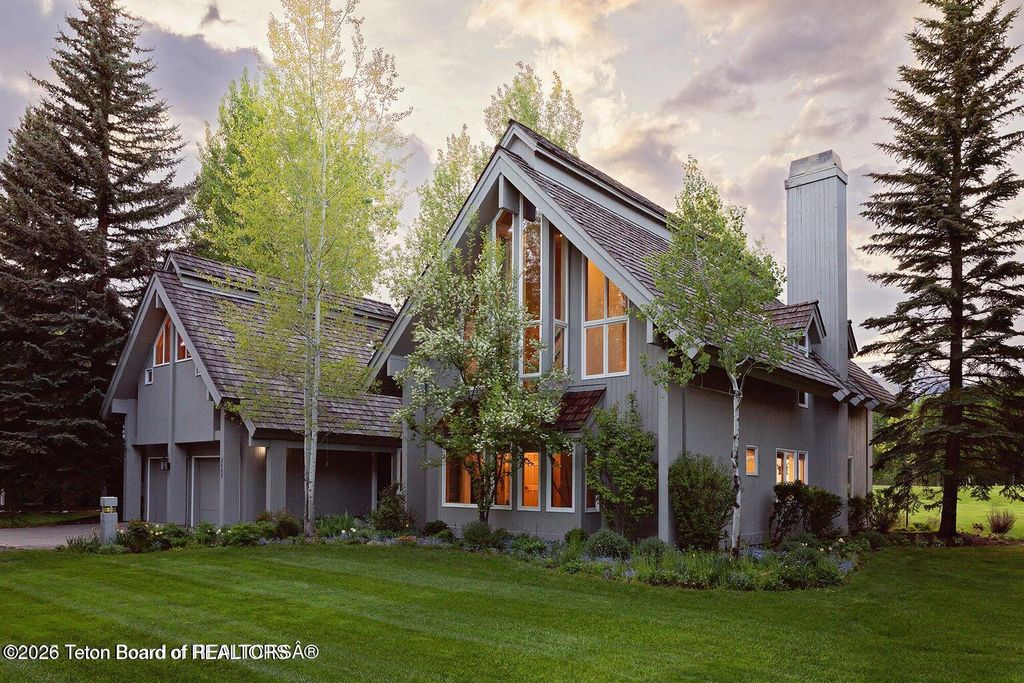 3065 N MOUNTAIN MAPLE Lane, Wilson, WY 83014