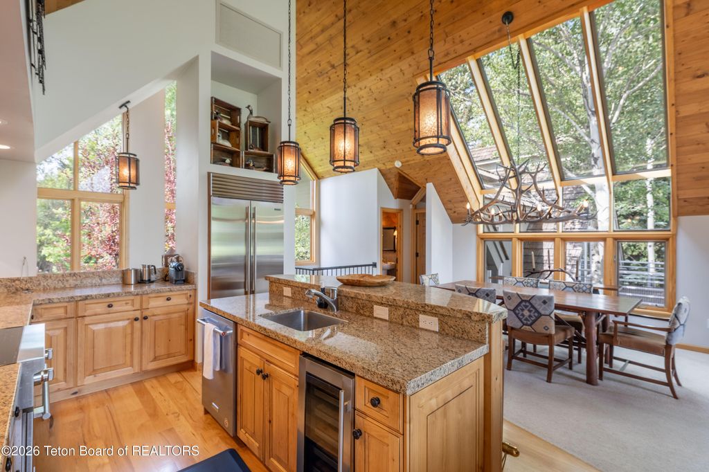 3065 N MOUNTAIN MAPLE Lane, Wilson, WY 83014 photo 16