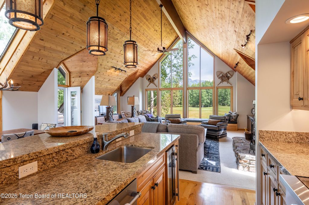 3065 N MOUNTAIN MAPLE Lane, Wilson, WY 83014 photo 18