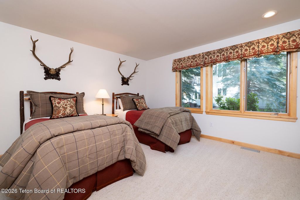 3065 N MOUNTAIN MAPLE Lane, Wilson, WY 83014 photo 30