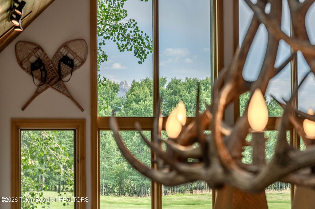 3065 N MOUNTAIN MAPLE Lane, Wilson, WY 83014 photo 9