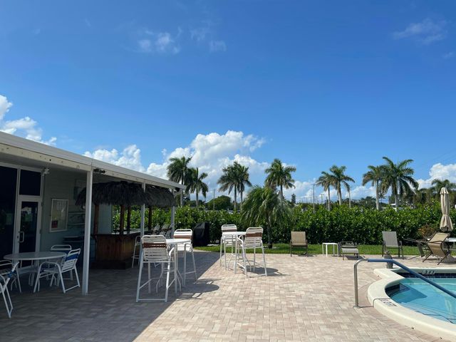 320 North Boulevard 1b, Boynton Beach, FL 33435