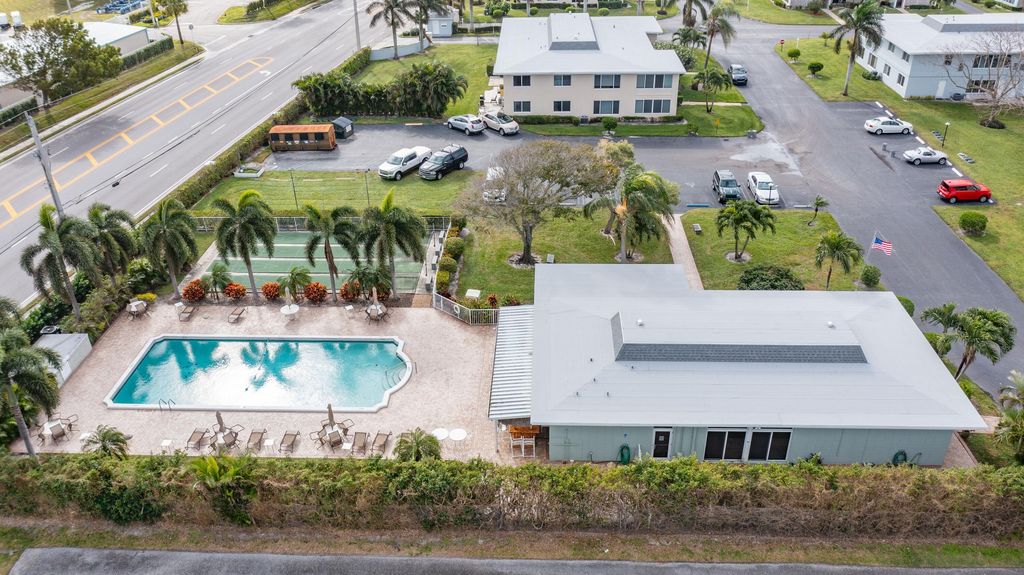 320 North Boulevard 1b, Boynton Beach, FL 33435