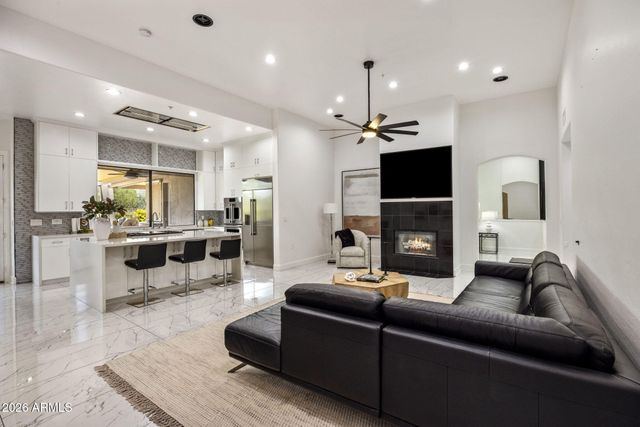 33431 N 64TH Place, Scottsdale, AZ 85266