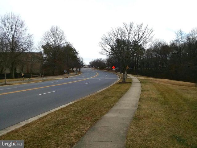 2903 EAGLES NEST DR, Bowie, MD 20716