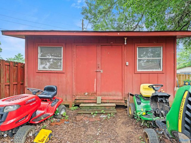 316 Christopher Drive, Athens, AL 35611