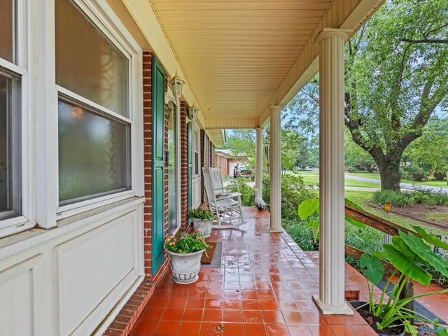 316 Christopher Drive, Athens, AL 35611
