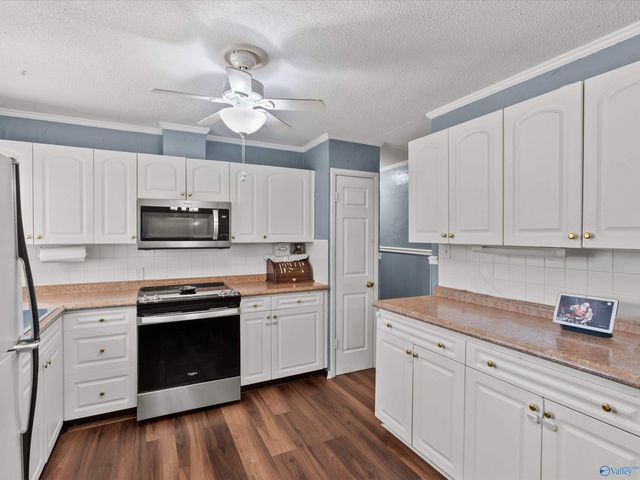 316 Christopher Drive, Athens, AL 35611