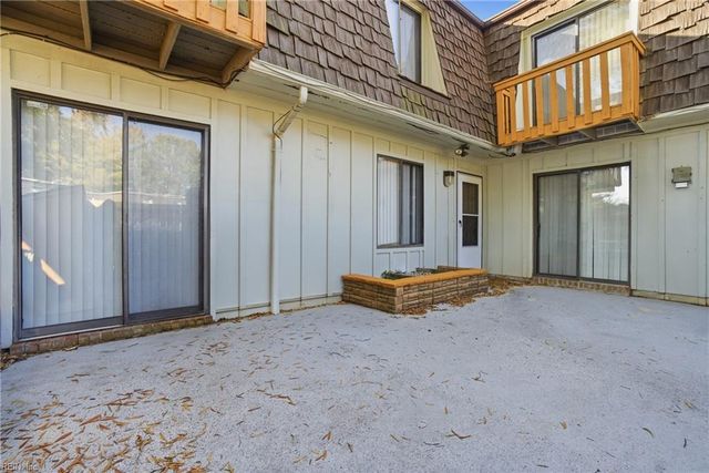 635 Ocean Lakes DR, Virginia Beach, VA 23454