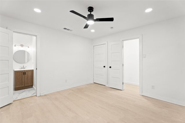 110 Hackberry Street, Lancaster, TX 75146