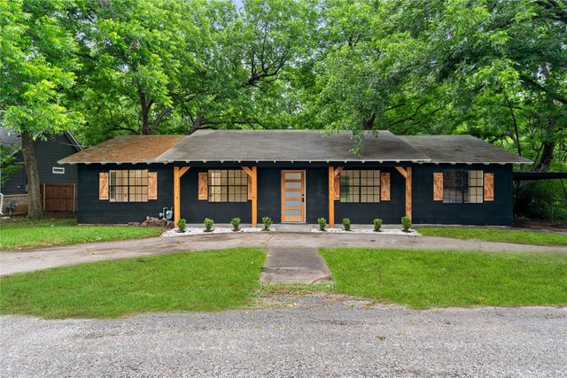 110 Hackberry Street, Lancaster, TX 75146