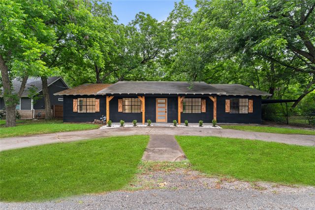 110 Hackberry Street, Lancaster, TX 75146