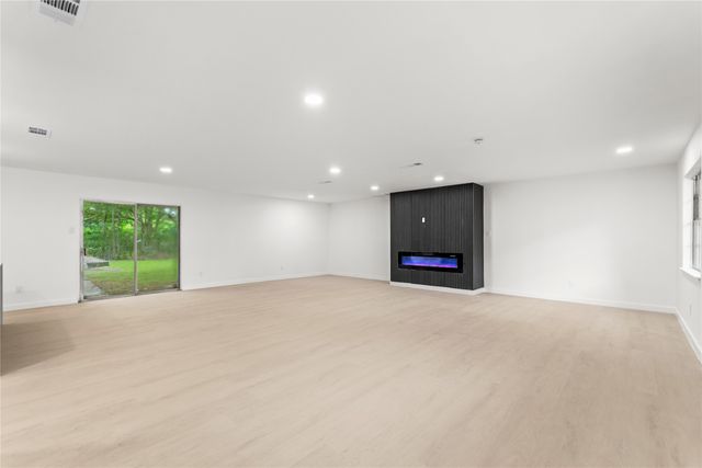 110 Hackberry Street, Lancaster, TX 75146