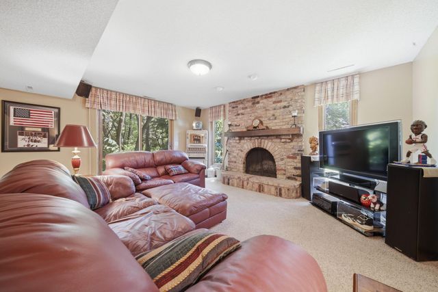 3610 Evergreen Lane N, Plymouth, MN 55441
