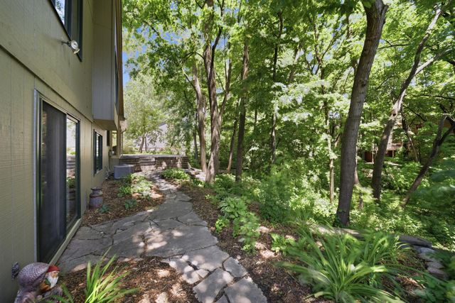 3610 Evergreen Lane N, Plymouth, MN 55441