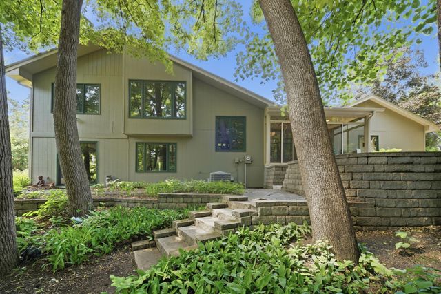 3610 Evergreen Lane N, Plymouth, MN 55441