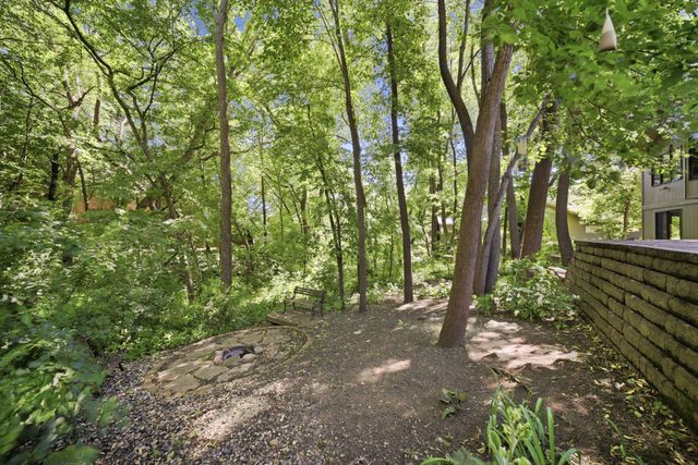 3610 Evergreen Lane N, Plymouth, MN 55441