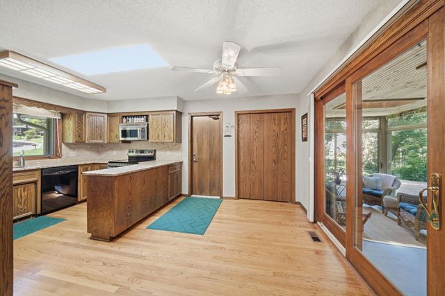 3610 Evergreen Lane N, Plymouth, MN 55441