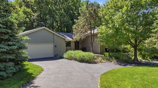 3610 Evergreen Lane N, Plymouth, MN 55441