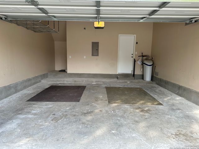 241 EAGLE FLIGHT, Cibolo, TX 78108
