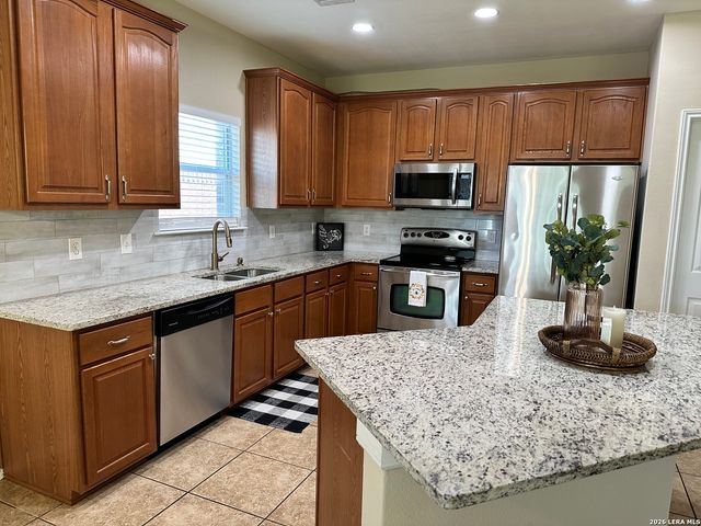 241 EAGLE FLIGHT, Cibolo, TX 78108