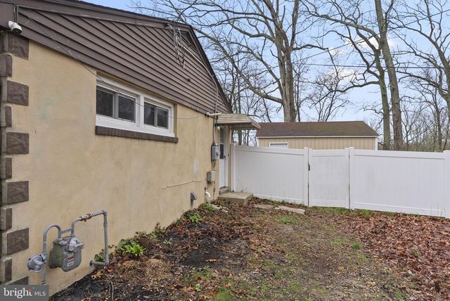 2246 AUBURN AVE, Atco, NJ 08004