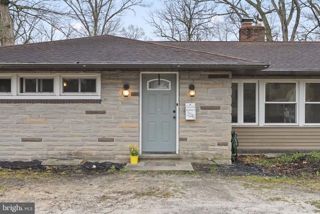 2246 AUBURN AVE, Atco, NJ 08004