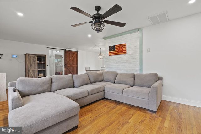 2246 AUBURN AVE, Atco, NJ 08004