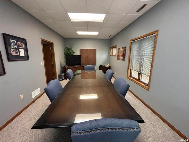 2444 E KIMBERLY Road, Davenport, IA 52807