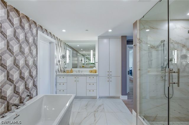 13925 Old Coast RD 905, Naples, FL 34110