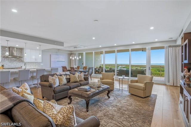 13925 Old Coast RD 905, Naples, FL 34110