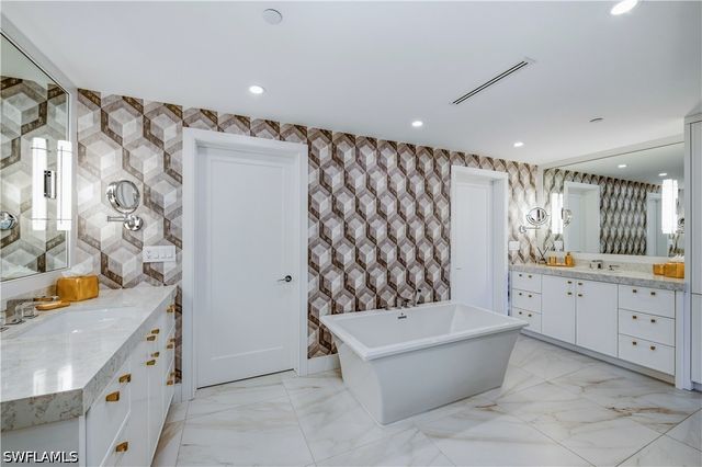 13925 Old Coast RD 905, Naples, FL 34110