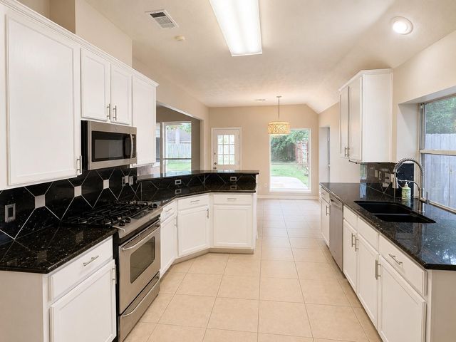 10326 N Laurel Branch Drive, Houston, TX 77064